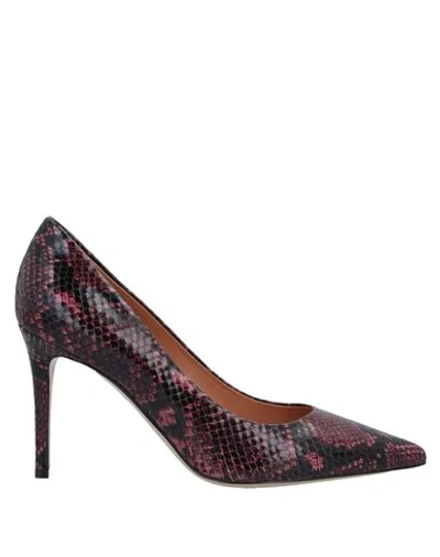 Deimille Pump In Maroon