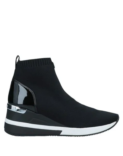 Michael Michael Kors Ankle Boot In Black