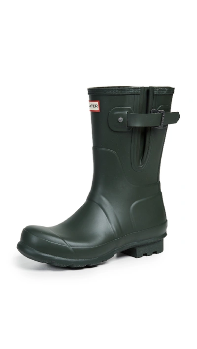Hunter Men's Short Side Adjustable Rain Boots In Dark Olive