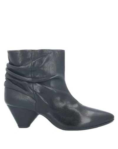 Fiorifrancesi Ankle Boots In Black