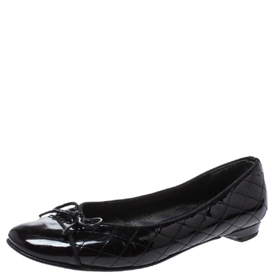 Pre-owned Stuart Weitzman Black Quilted Patent Leather Bow Ballet Flats Size 39.5
