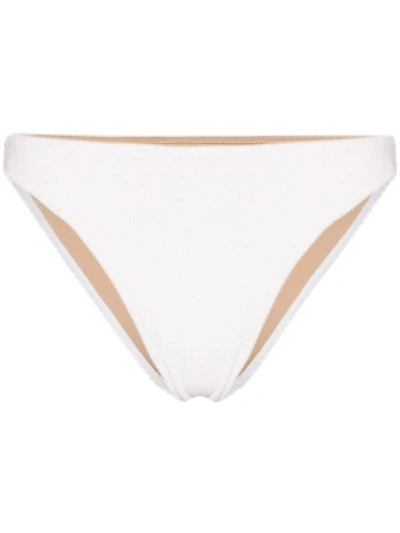 Frankies Bikinis Enzo V字剪裁比基尼三角裤 In White