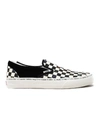 VANS UA CLASSIC SLIP-ON LOVE PRINT,VN0A3QXYW43