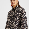 LA DOUBLEJ BOXY COAT