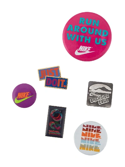 Nike Pin Badge Set In Pink