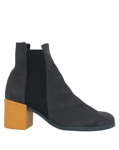 Arche Ankle Boots In Steel Grey