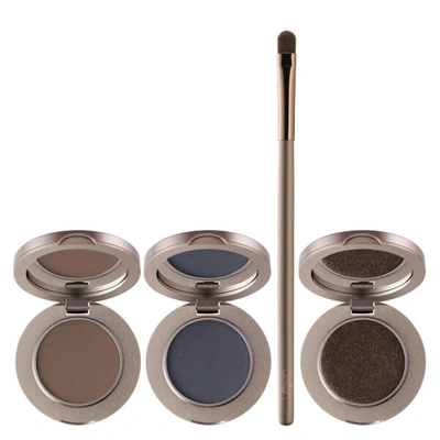 Delilah Eye Shadow Exclusive Collection With Eye Definer Brush (worth £86.00)