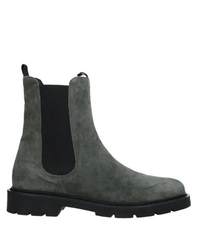 Carmens Ankle Boots In Military Green