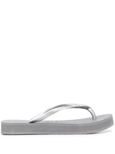 Havaianas Logo Flatform Flip Flops In Ice Grey