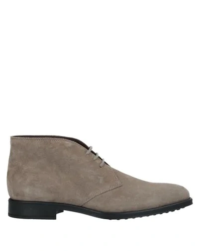 Tod's Ankle Boots In Grey