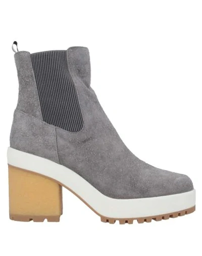 Hogan Ankle Boots In Grey