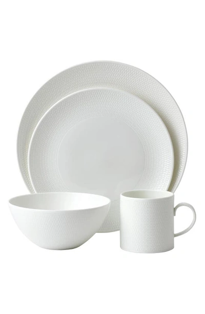 WEDGWOOD GIO BONE CHINA 4-PIECE PLACE SETTING,40023856