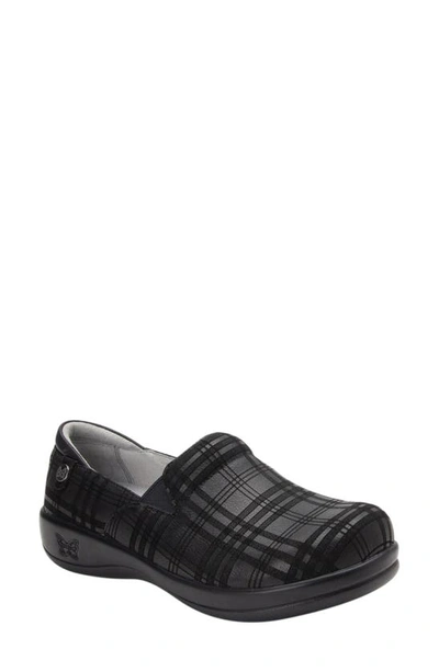 Alegria Keli Embossed Clog Loafer In Black