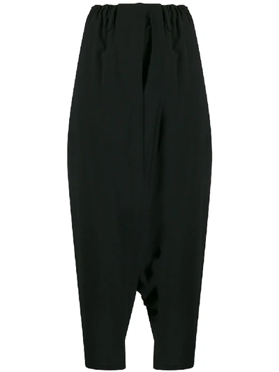 132 5. Issey Miyake Cropped Draped Trousers In Black