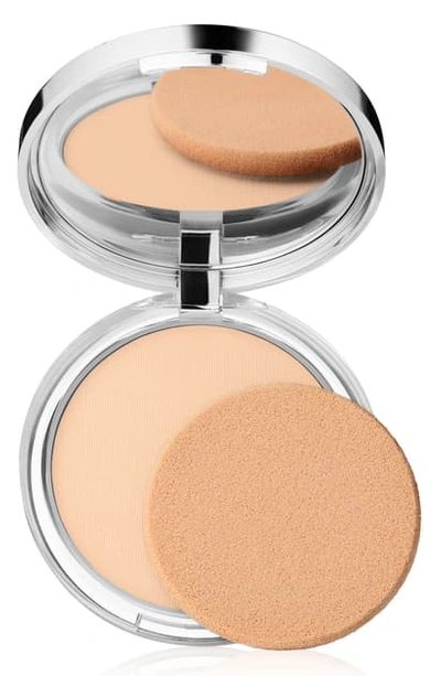 Clinique Stay-matte Sheer Pressed Powder In Stay Neutral