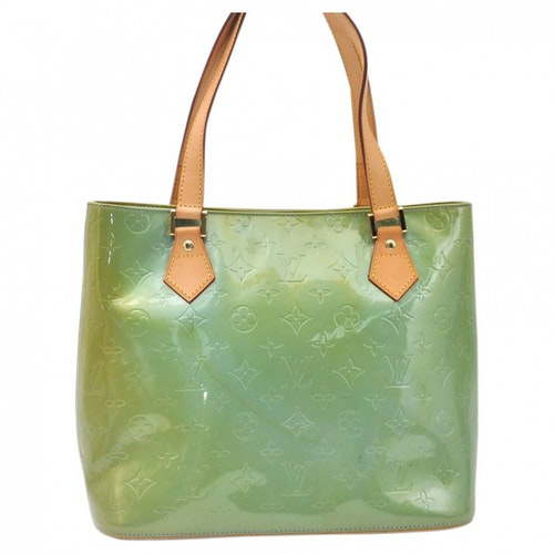 Pre-Owned Louis Vuitton Houston Green Patent Leather Handbag | ModeSens