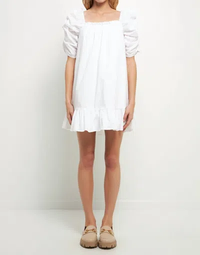 2.7 August Apparel Grayson Shirred Puff Sleeve Mini Dress In White