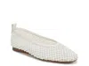 27 Edit Naturalizer Carla Flat In White