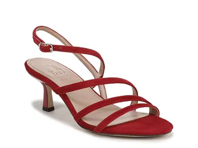 27 Edit Naturalizer Tiffi Sandal In Multi