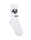 VETEMENTS WHITE LOGO COTTON SOCKS,1D8E98DF-12B9-C332-ADF2-63C6AF575FF9