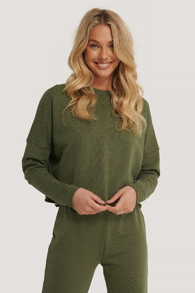 Na-kd Reborn Organic Raw Edge Cropped Sweater Green In Khaki