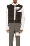 THOM BROWNE DOWNFILLED 4 BAR SNAP FRONT VEST,TMBX-MO177
