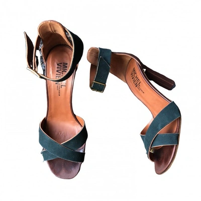 Pre-owned Michel Vivien Green Leather Sandals