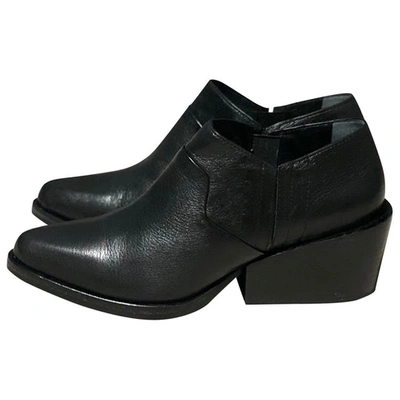 Pre-owned Dkny Black Leather Ankle Boots