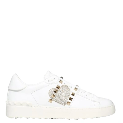 Pre-owned Valentino Garavani White Heart Embroidered Leather Rockstud Untitled Trainers Size 38