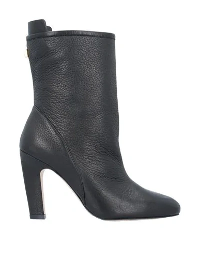 Stuart Weitzman Ankle Boots In Black