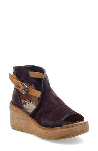 As98 Newlin Wedge Sandal In Liz