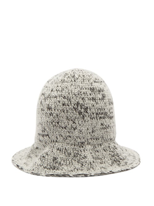black wool bucket hat