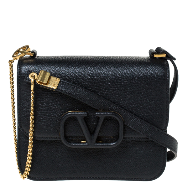 Pre-Owned Valentino Garavani Black Grain Leather V Sling Shoulder Bag ...