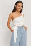 THE FASHION FRACTION X NA-KD ONE SHOULDER TIE TOP - WHITE