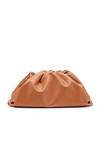 Bottega Veneta The Pouch Clutch In Clay & Gold