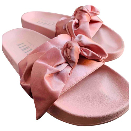 pink rubber sandals