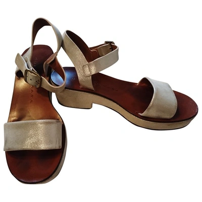 Pre-owned Chie Mihara Silver Leather Sandals