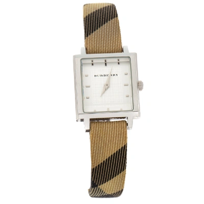 Pre-owned Burberry White Stainless Steel Nova Check Bu2016 Women's Wristwatch 26 Mm In Brown