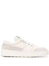 AMI ALEXANDRE MATTIUSSI LOGO PATCH LOW-TOP SNEAKERS