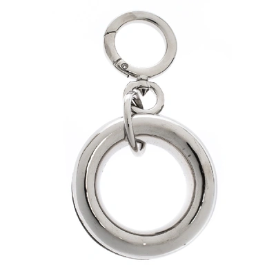 Pre-owned Burberry Palladium Plated Leather Detail Grommet Key Charm In Silver