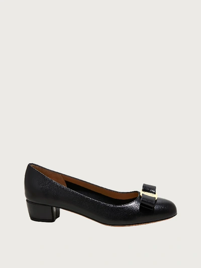 Ferragamo Vara Pump In Black
