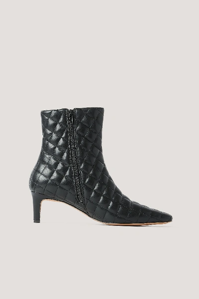 Na-kd Quilted Extended Squared Toe Boots - Black
