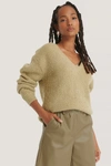 NA-KD OVERSIZED V-NECKLINE jumper - GREEN