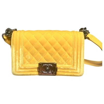 Pre-owned Chanel Boy Yellow Velvet Handbag