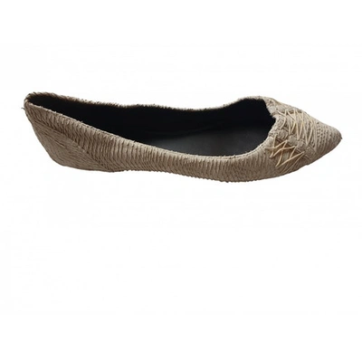 Pre-owned Elizabeth And James Leather Ballet Flats In Ecru