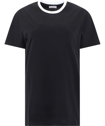 Moncler T-shirt With Lettering Logo Printed On Back In Black