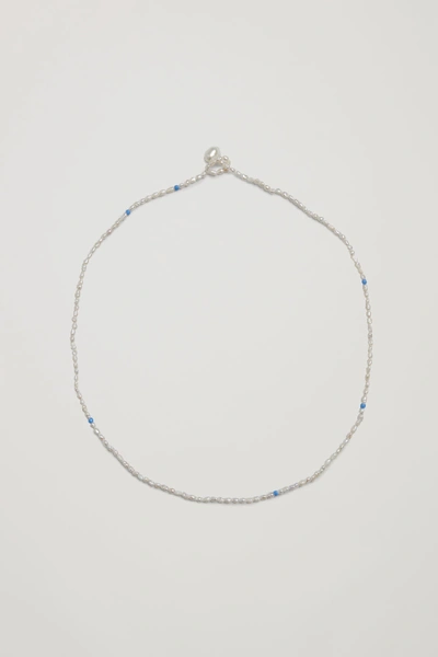 Cos Short Pearl Necklace In White