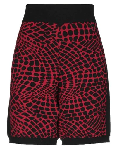 Momoní Woman Shorts & Bermuda Shorts Red Size M Wool