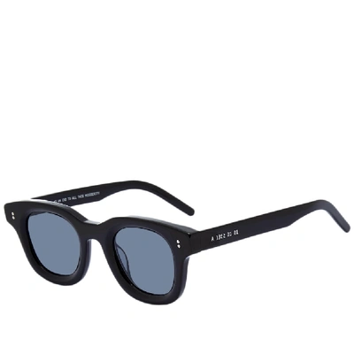 Akila Apollo Sunglasses In Black