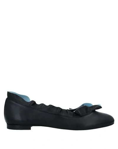 Fendi Ballet Flats In Black